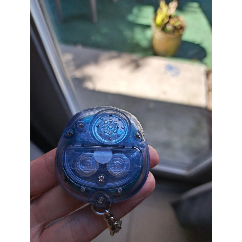 Vintage Giga Pets MICROCHIMP 1997 Tiger‎ Virtual Pets - Works